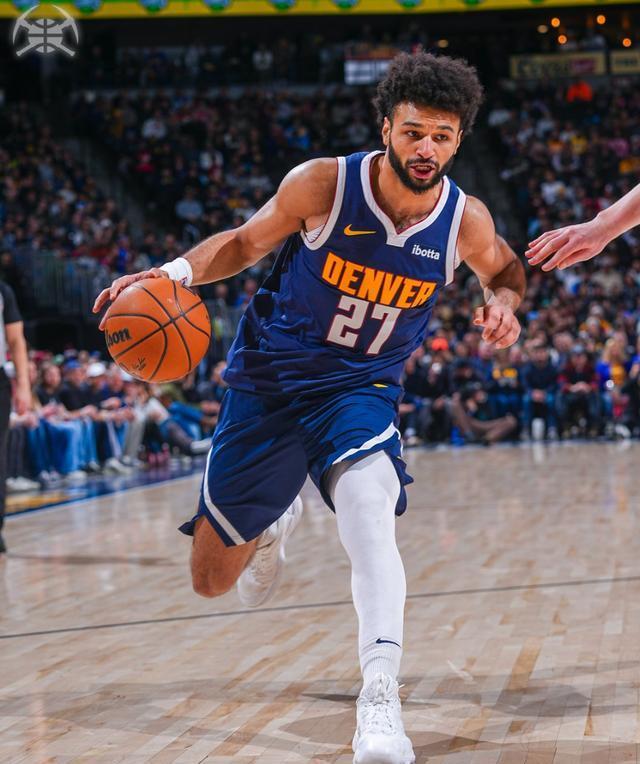 包含穆雷回归赛场,问鼎冠军首场状态亮眼,西班牙队观众沸腾!的词条 包含穆雷回归赛场,问鼎冠军首场状态亮眼,西班牙队观众沸腾!的词条