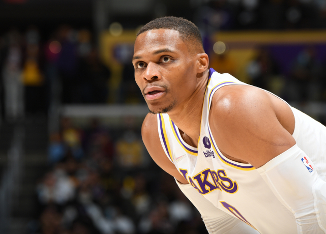 莱万多夫斯基新星关键助攻表现惊艳,湖人未来可期!(莱万多夫斯基十佳球) 莱万多夫斯基新星关键助攻表现惊艳,湖人未来可期!(莱万多夫斯基十佳球)