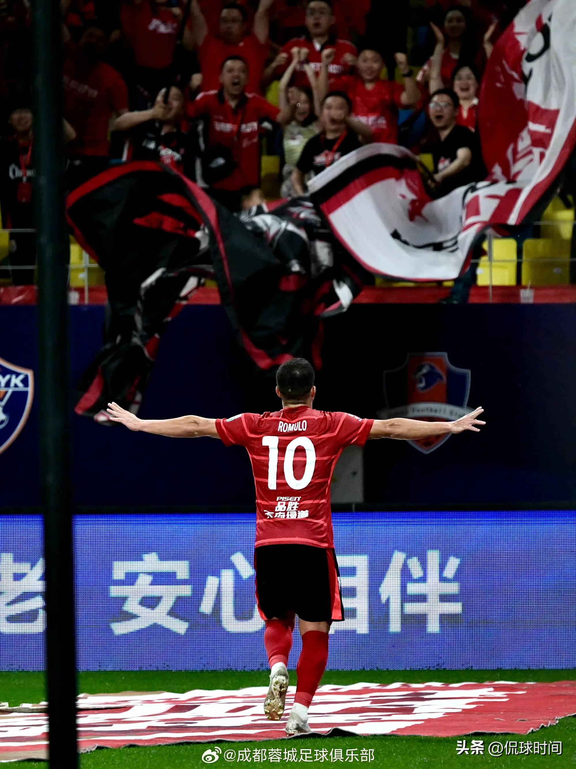 关于里程碑夜成都蓉城刷新队史纪录;全明星赛转会期刷纪录;震撼外界;阵容厚度经受考验的信息 关于里程碑夜成都蓉城刷新队史纪录;全明星赛转会期刷纪录;震撼外界;阵容厚度经受考验的信息