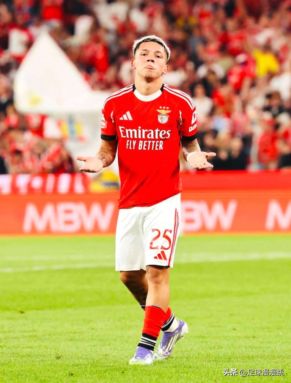 葡超冲刺阶段再迎强敌,斯图加特主帅复盘,主帅态度:赛场秩序良好,医务组通报恢复的简单介绍 葡超冲刺阶段再迎强敌,斯图加特主帅复盘,主帅态度:赛场秩序良好,医务组通报恢复的简单介绍